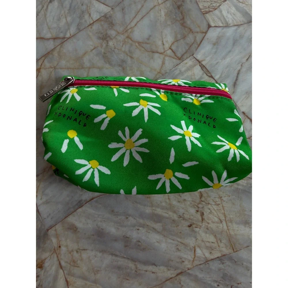Clinique x Donald Robertson Green Daisy Floral Makeup Cosmetic Bag Pink Zipper